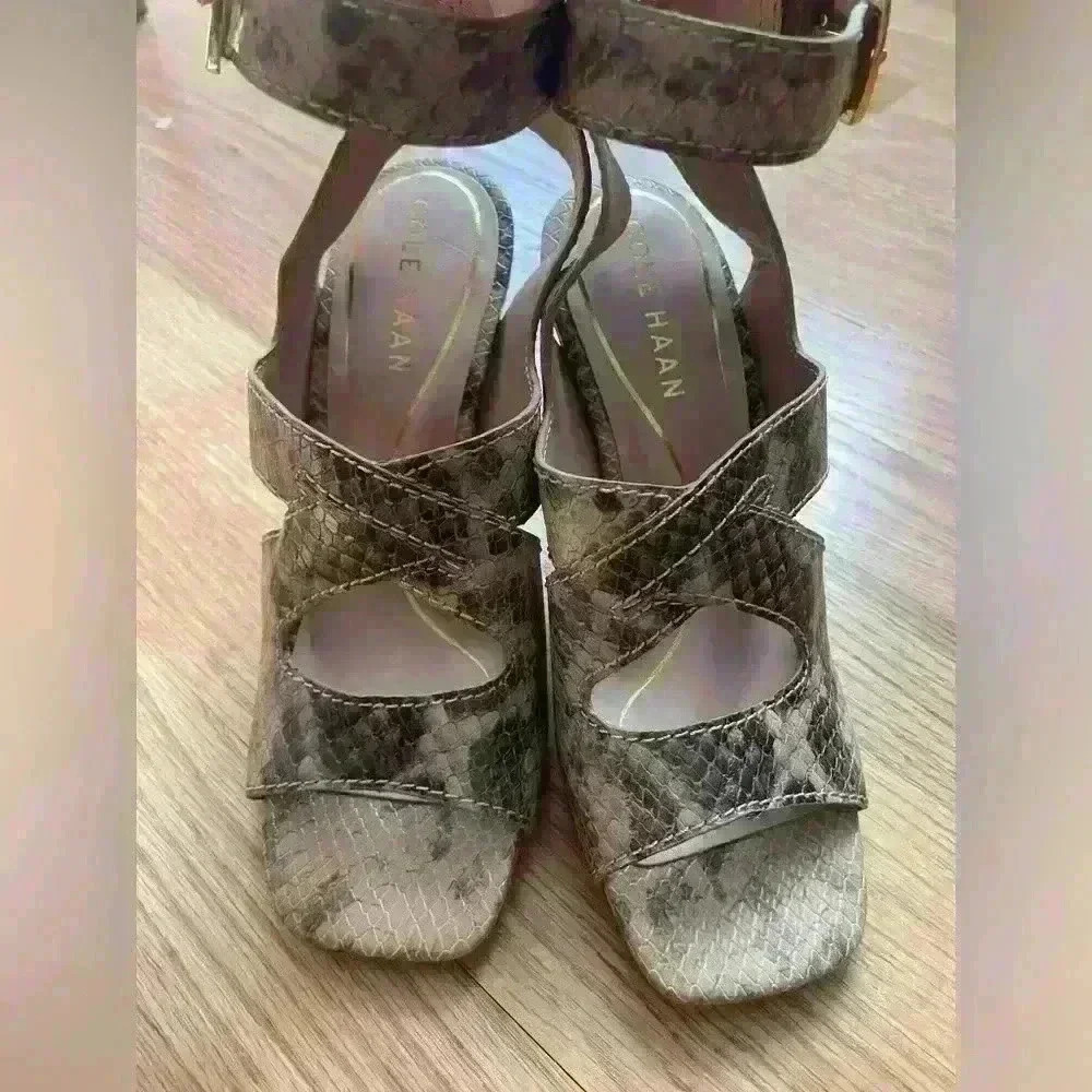 NWOB Cole Haan Reina Snakeskin Leather Ankle Strap Sandal Size 5 - Picture 5 of 8